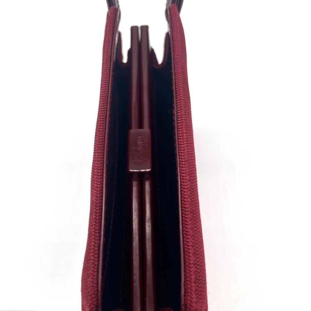 Gucci Small Burgundy Shoulder Bag - Picture 8 of 10
